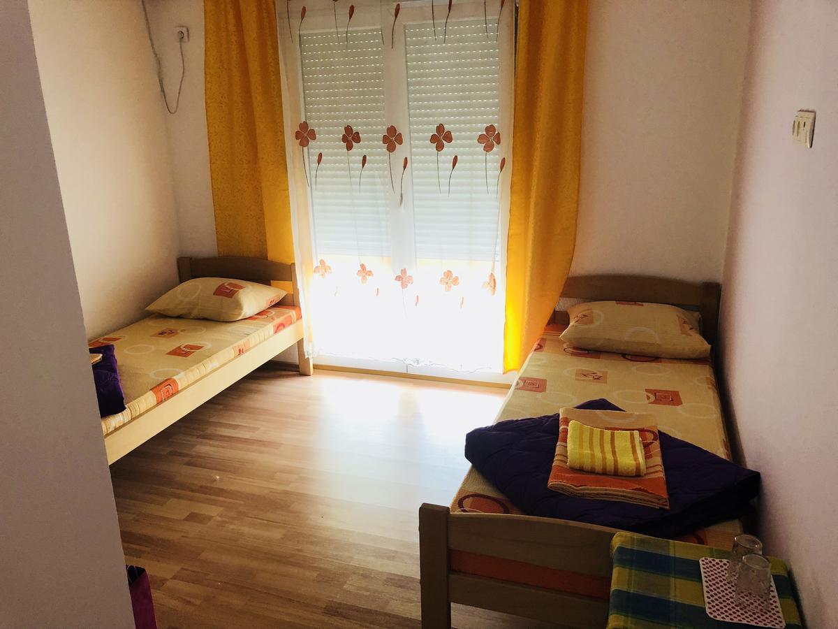 Villa Polonia โมสตาร์ ภายนอก รูปภาพ